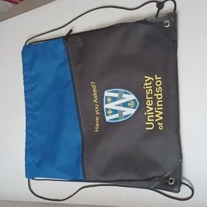 4/$60 New University of Windsor Drawstring Back Bag